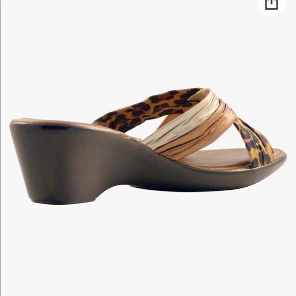 Italian Shoemakers Leopard wedges New - Picture 3 of 6